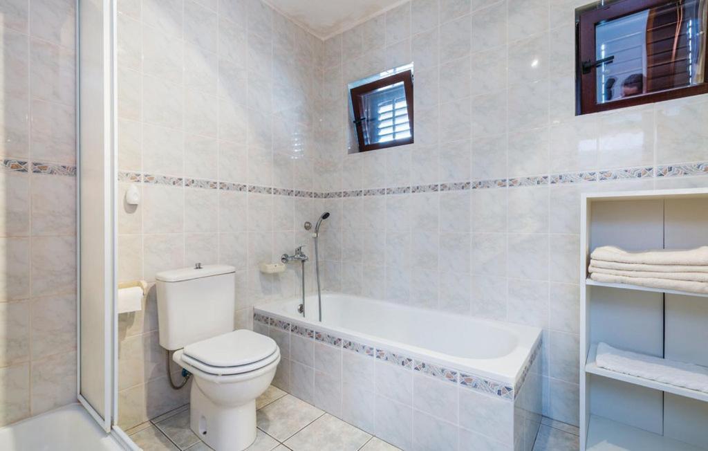 Apartman ยาดราโนโว ภายนอก รูปภาพ