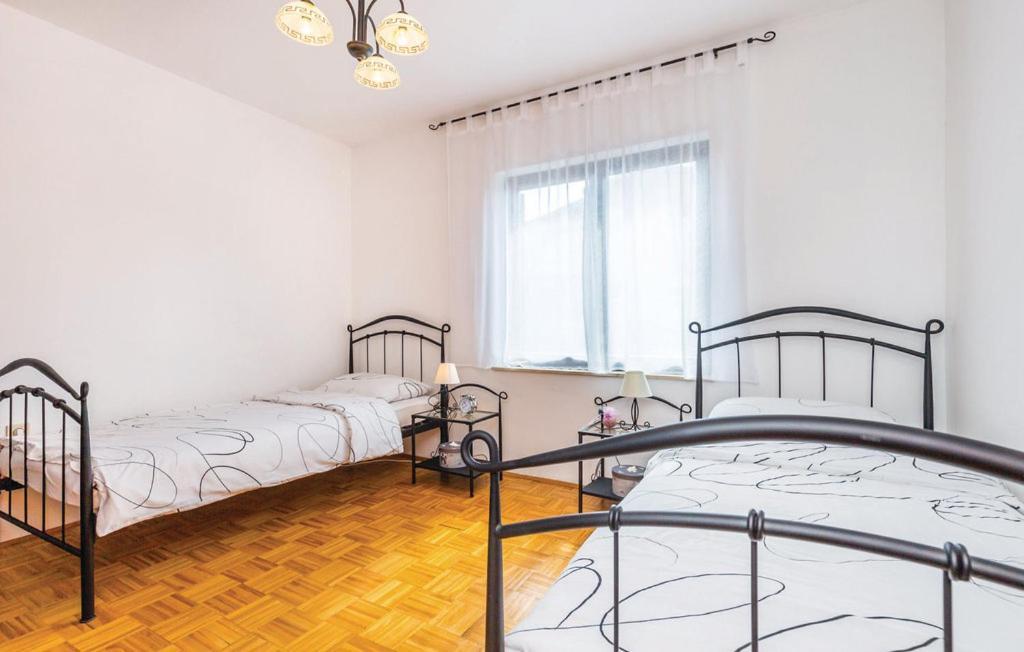 Apartman ยาดราโนโว ภายนอก รูปภาพ